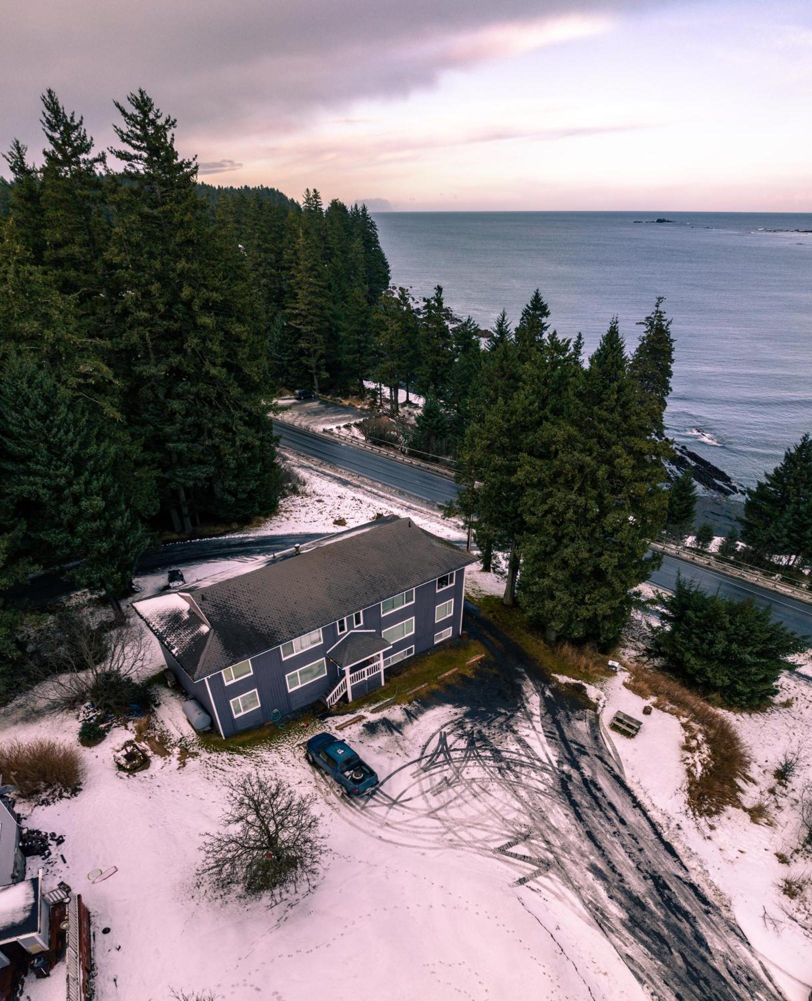 The Rogue Wave-Beach Access, Ocean Views, Private Kodiak Eksteriør billede
